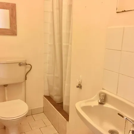 Mount Brandon Hostel *