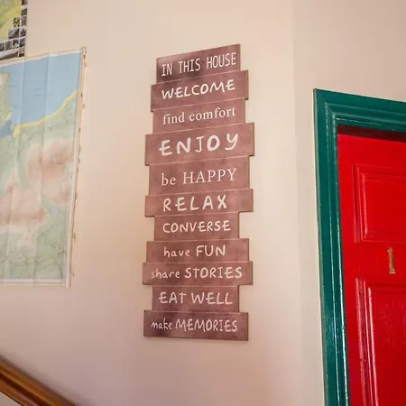 Mount Brandon ホステル *