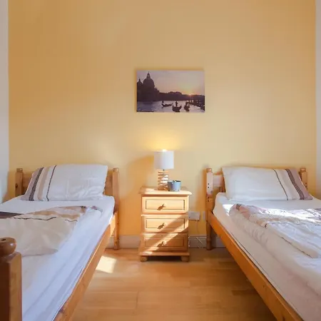 Mount Brandon Hostel *