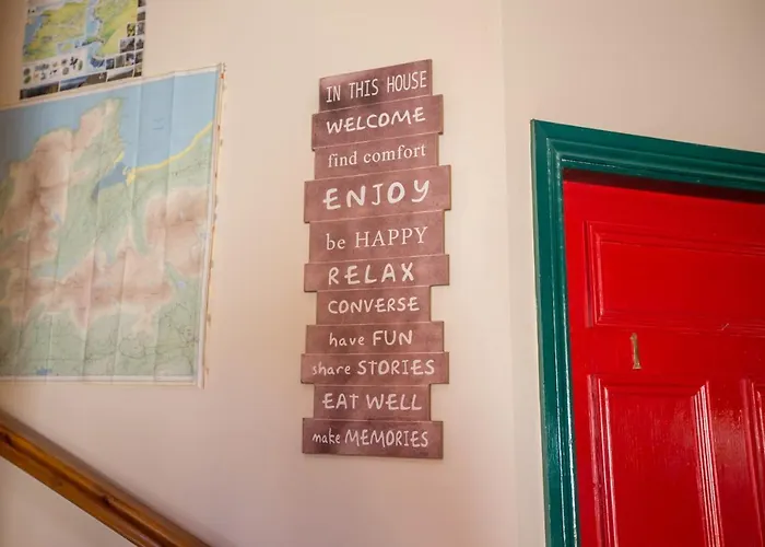 Mount Brandon Hostel *